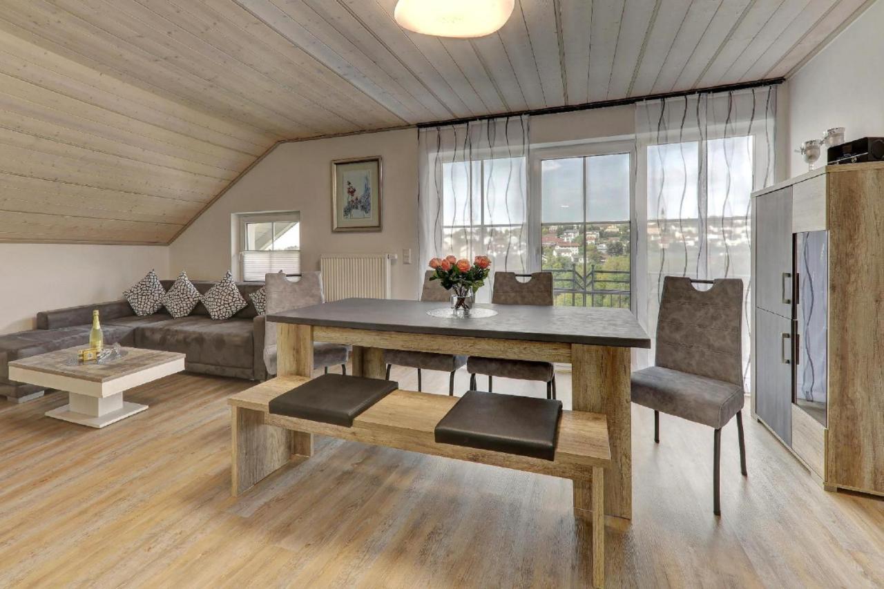 Ferienwohnung Staffelberg ハウツェンベルク エクステリア 写真